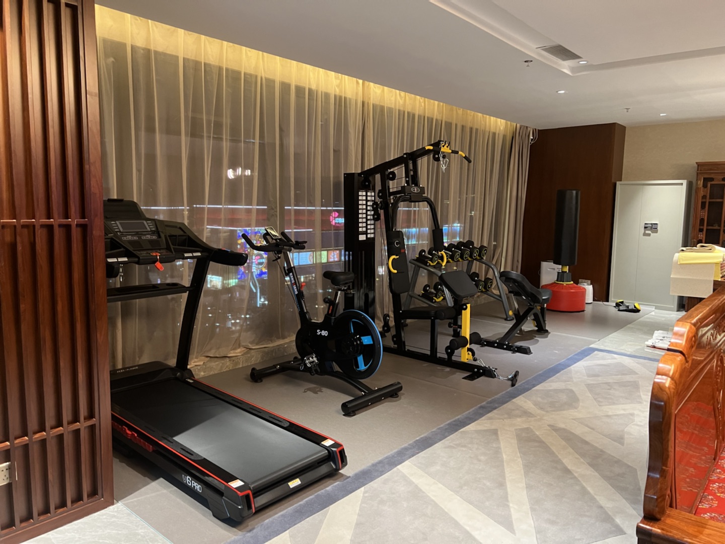 健身房器材設(shè)備購買注意事項